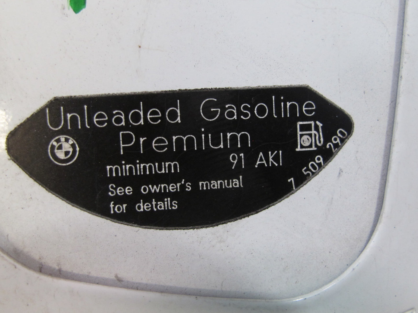 01-06 BMW E46 330ci Convertible Fuel Tank Filler Door Lid Cover White OEM