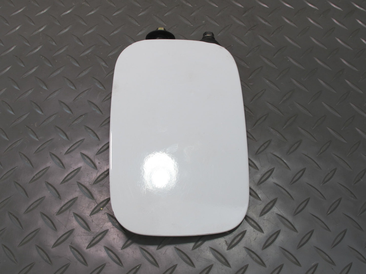 01-06 BMW E46 330ci Convertible Fuel Tank Filler Door Lid Cover White OEM