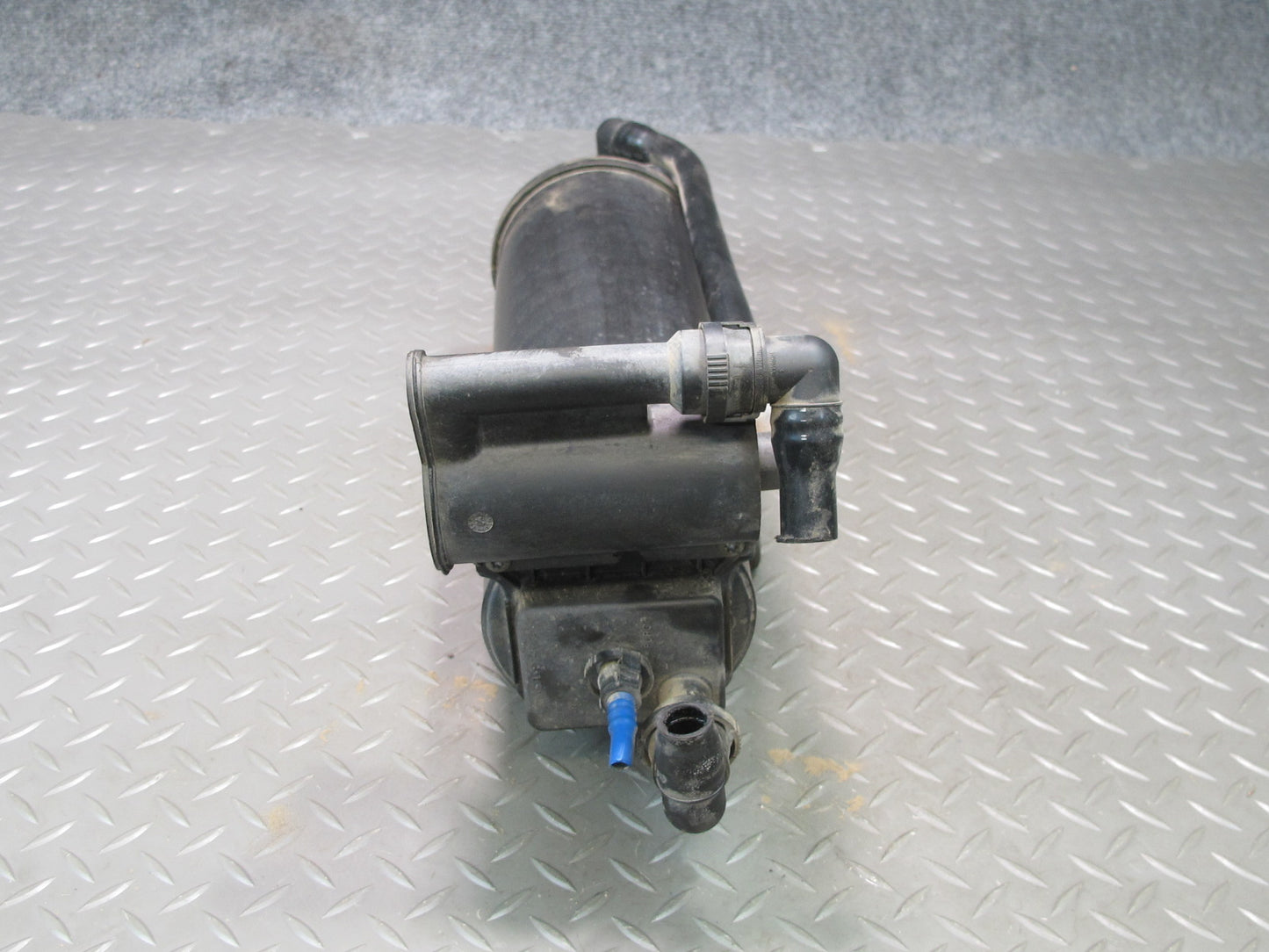 01-06 BMW E46 330CI M54 Fuel Evap Vapor Charcoal Canister w Leak Pump Assy OEM