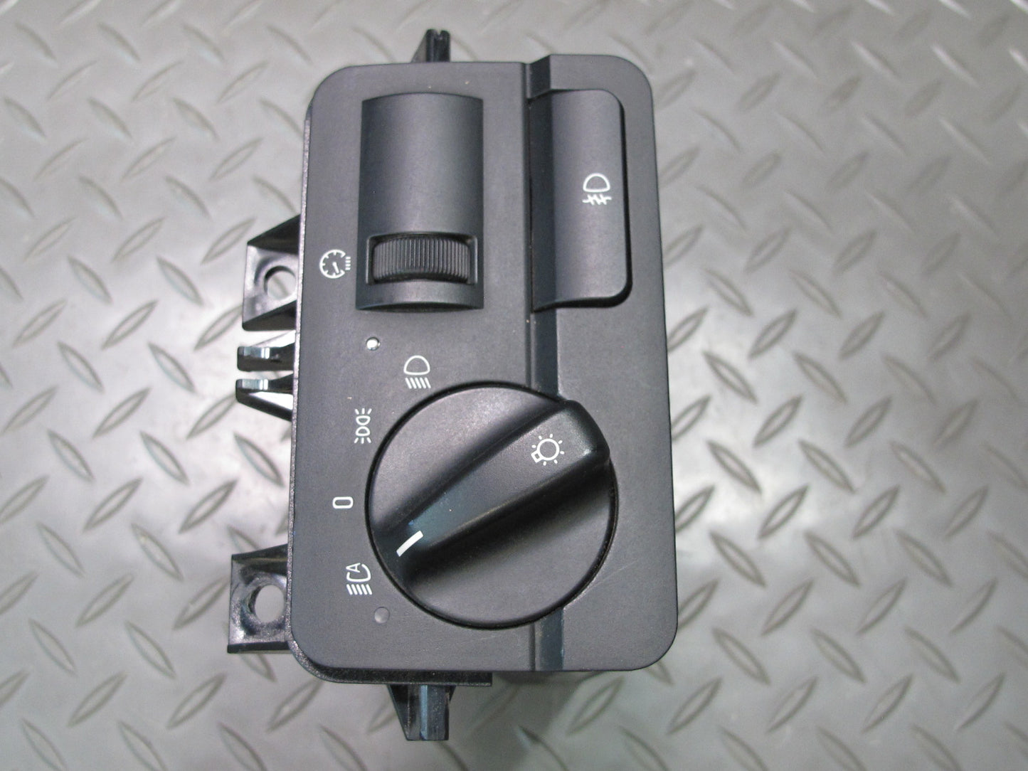 01-06 BMW E46 330ci Headlight Lamp Dimmer Fog Light Switch 6925074 OEM