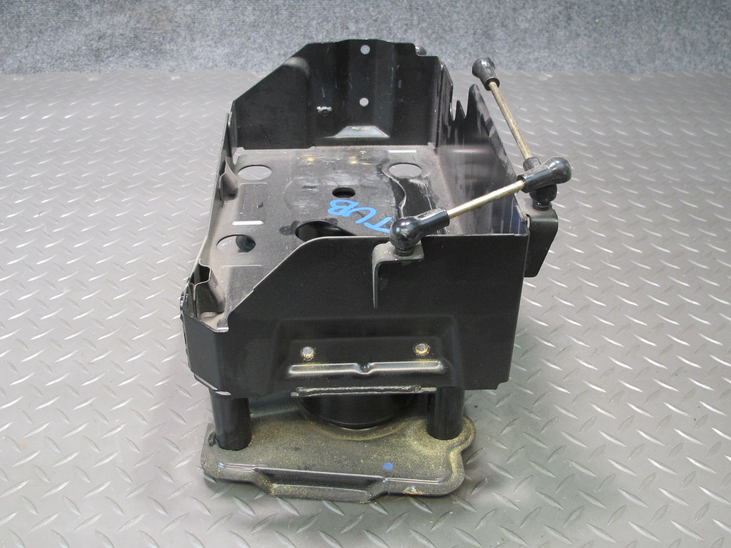 01-06 BMW E46 330ci Convertible Battery Tray Vibration Absorber Bracket Assy OEM