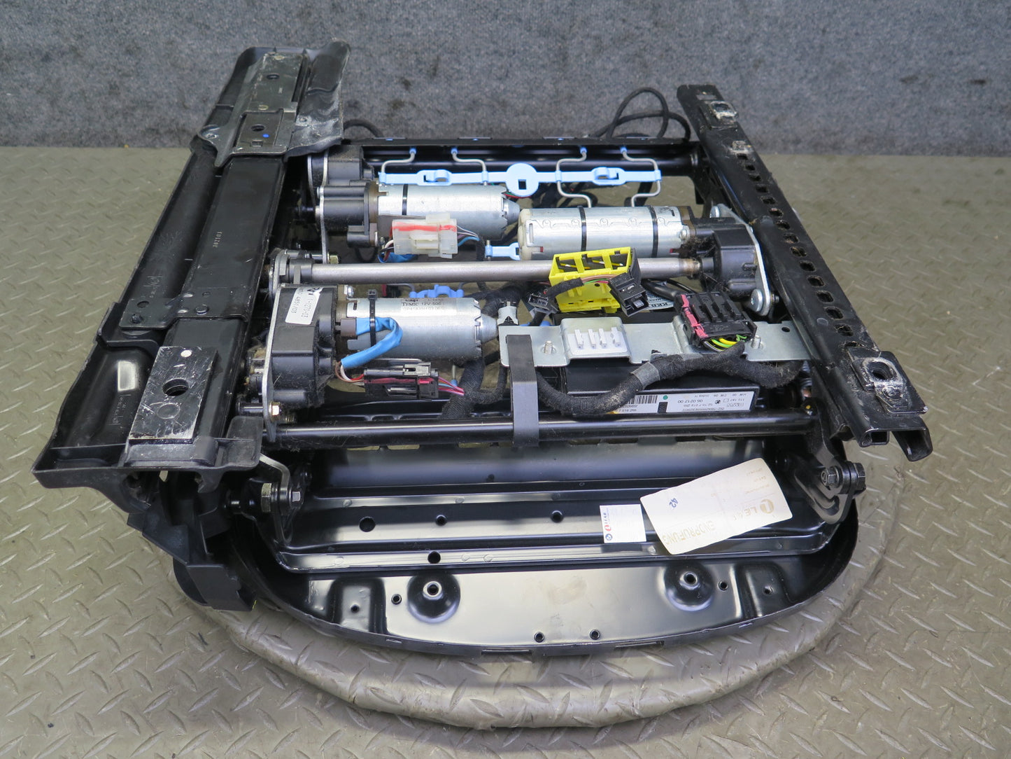 01-06 BMW E46 330ci Convert Front Left Seat Lower Frame Track Rail w Motor OEM