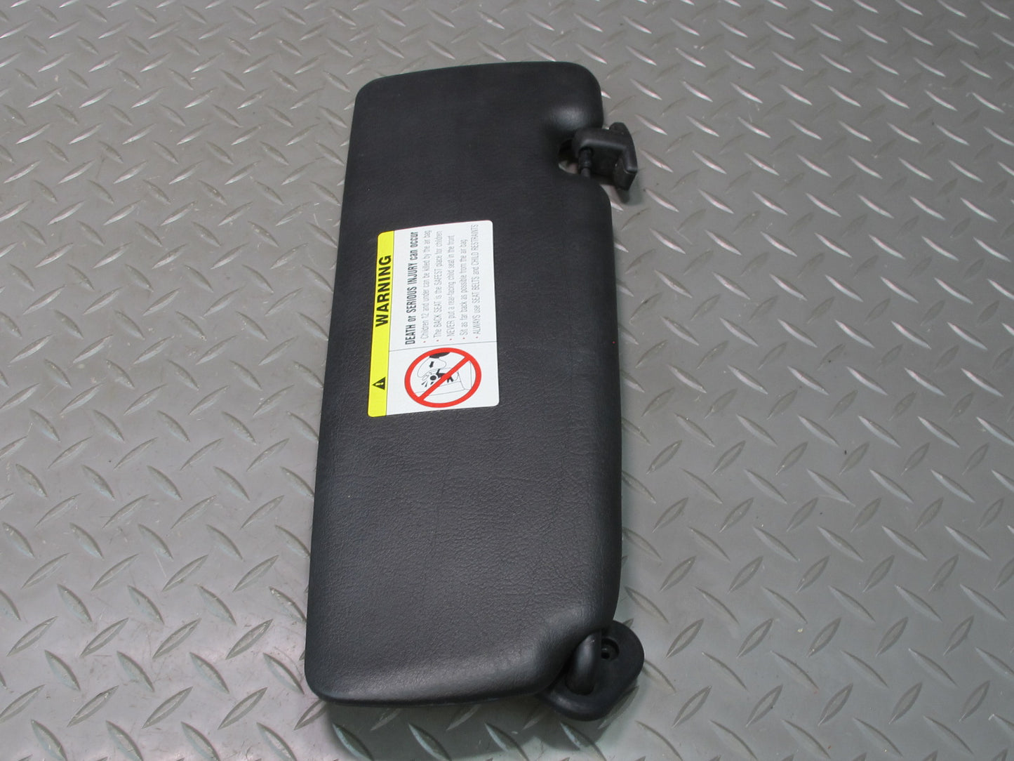 01-06 BMW E46 330ci Convertible Set of 2 Front Left & Right Sun Visor Black OEM