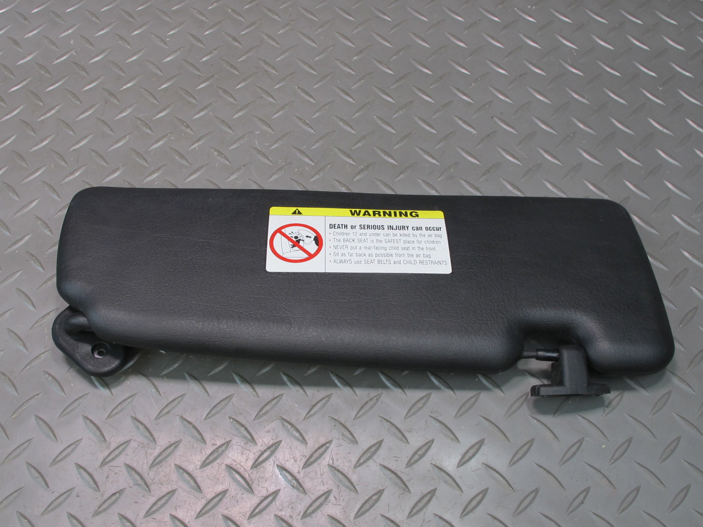 01-06 BMW E46 330ci Convertible Set of 2 Front Left & Right Sun Visor Black OEM