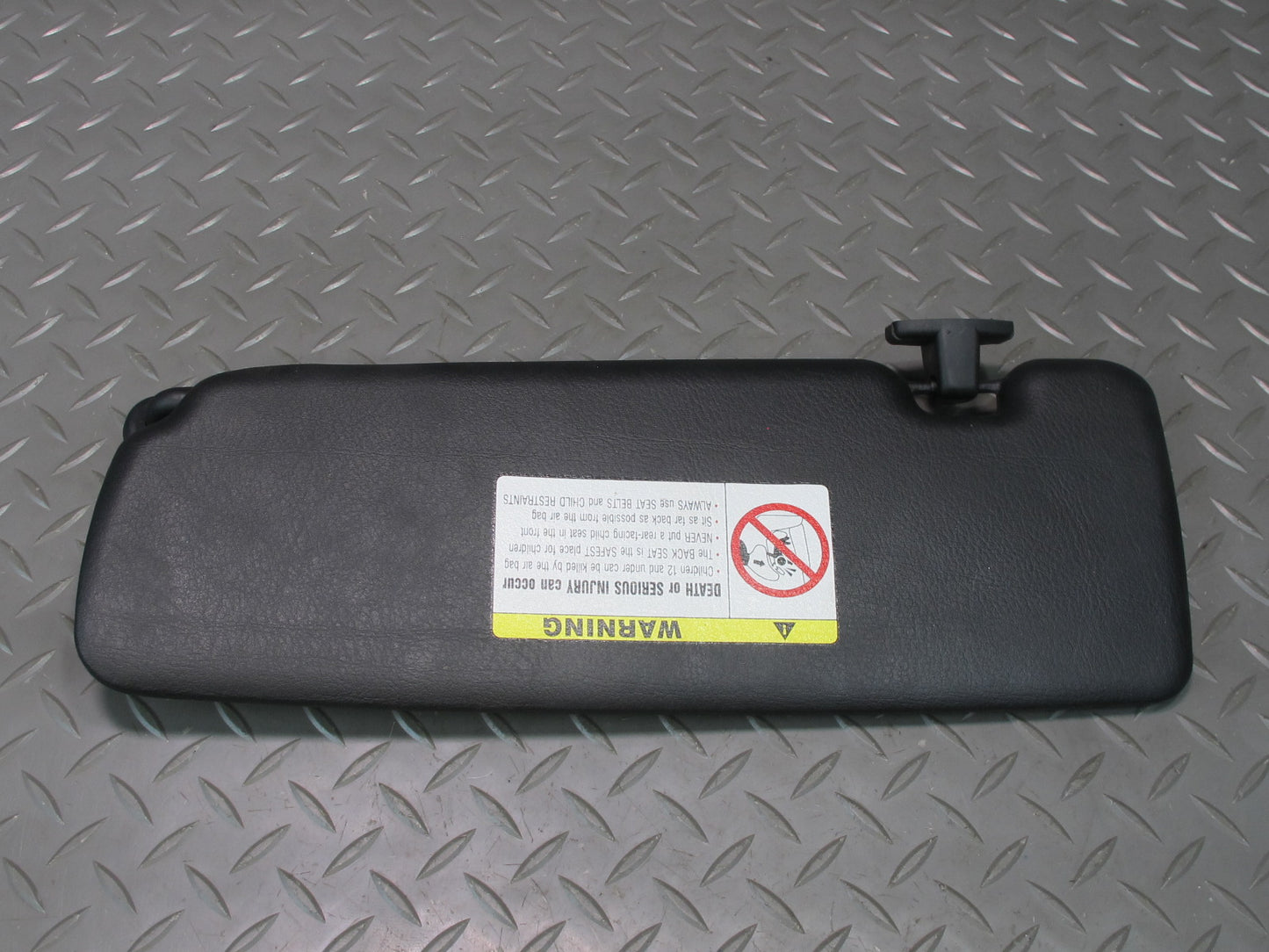 01-06 BMW E46 330ci Convertible Set of 2 Front Left & Right Sun Visor Black OEM