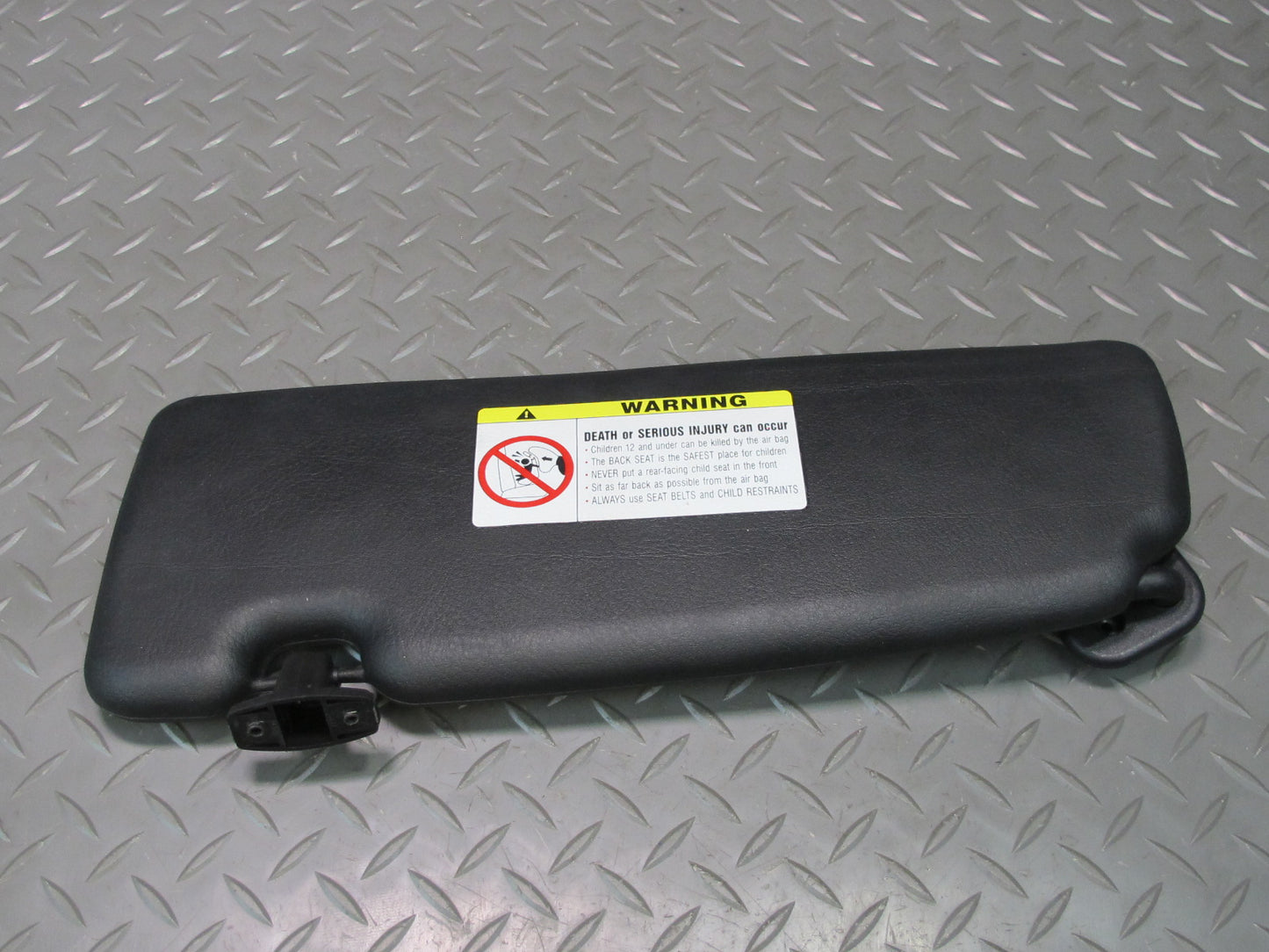 01-06 BMW E46 330ci Convertible Set of 2 Front Left & Right Sun Visor Black OEM