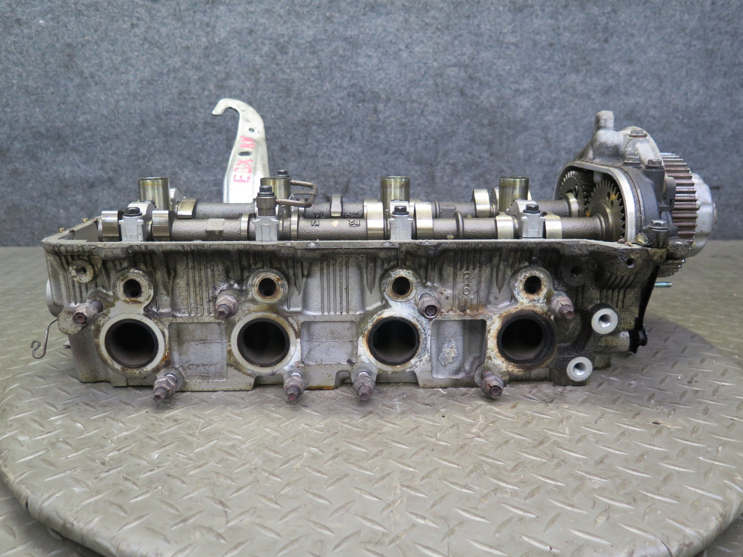 2005-2009 Lexus UZJ120L GX470 4.7L 2UZFE Engine Right Side Cylinder Head Assy