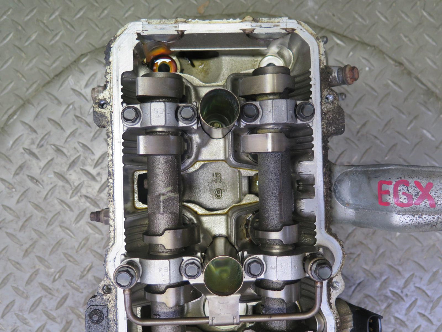 2005-2009 Lexus UZJ120L GX470 4.7L 2UZFE Engine Right Side Cylinder Head Assy