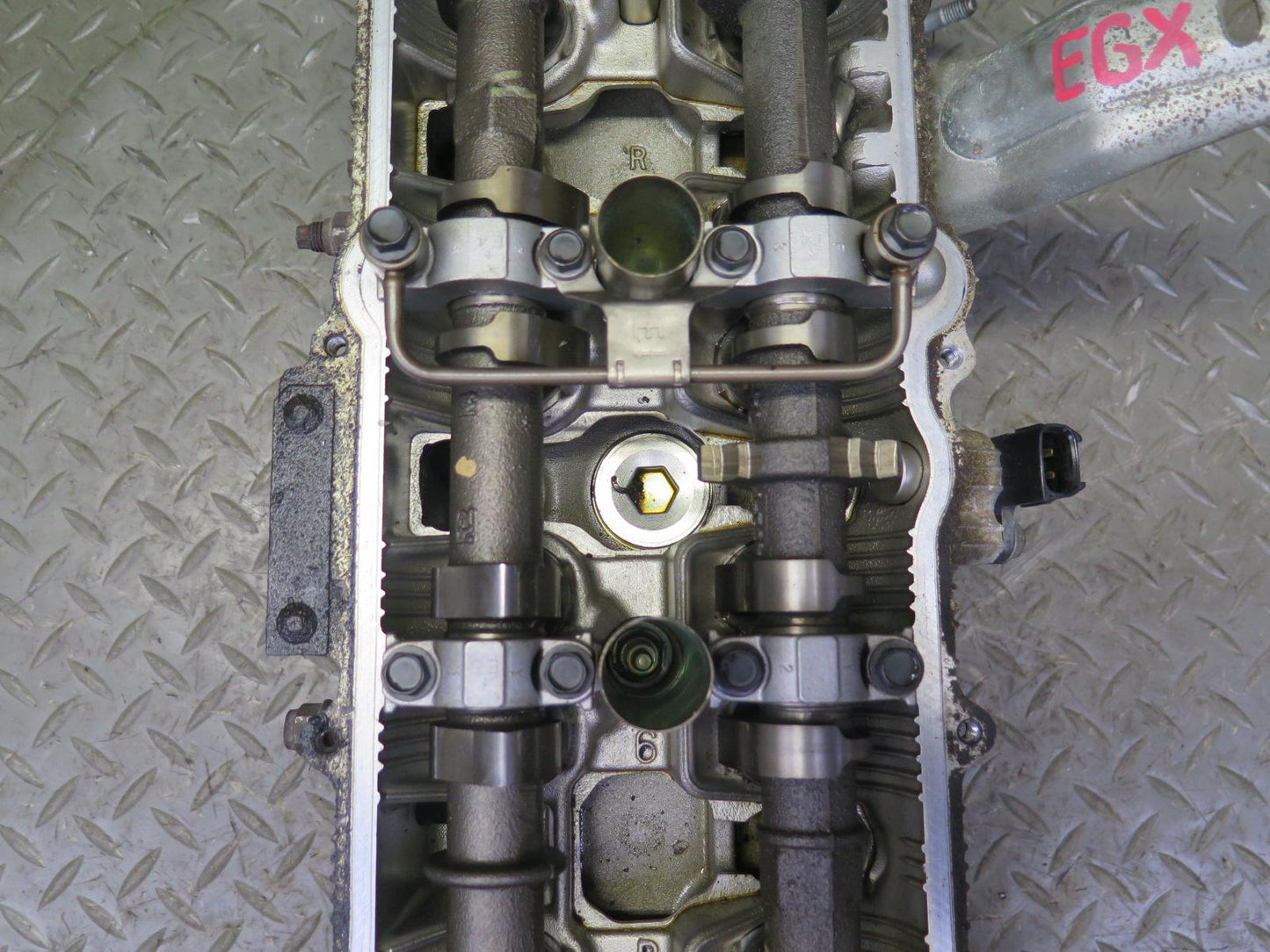 2005-2009 Lexus UZJ120L GX470 4.7L 2UZFE Engine Right Side Cylinder Head Assy