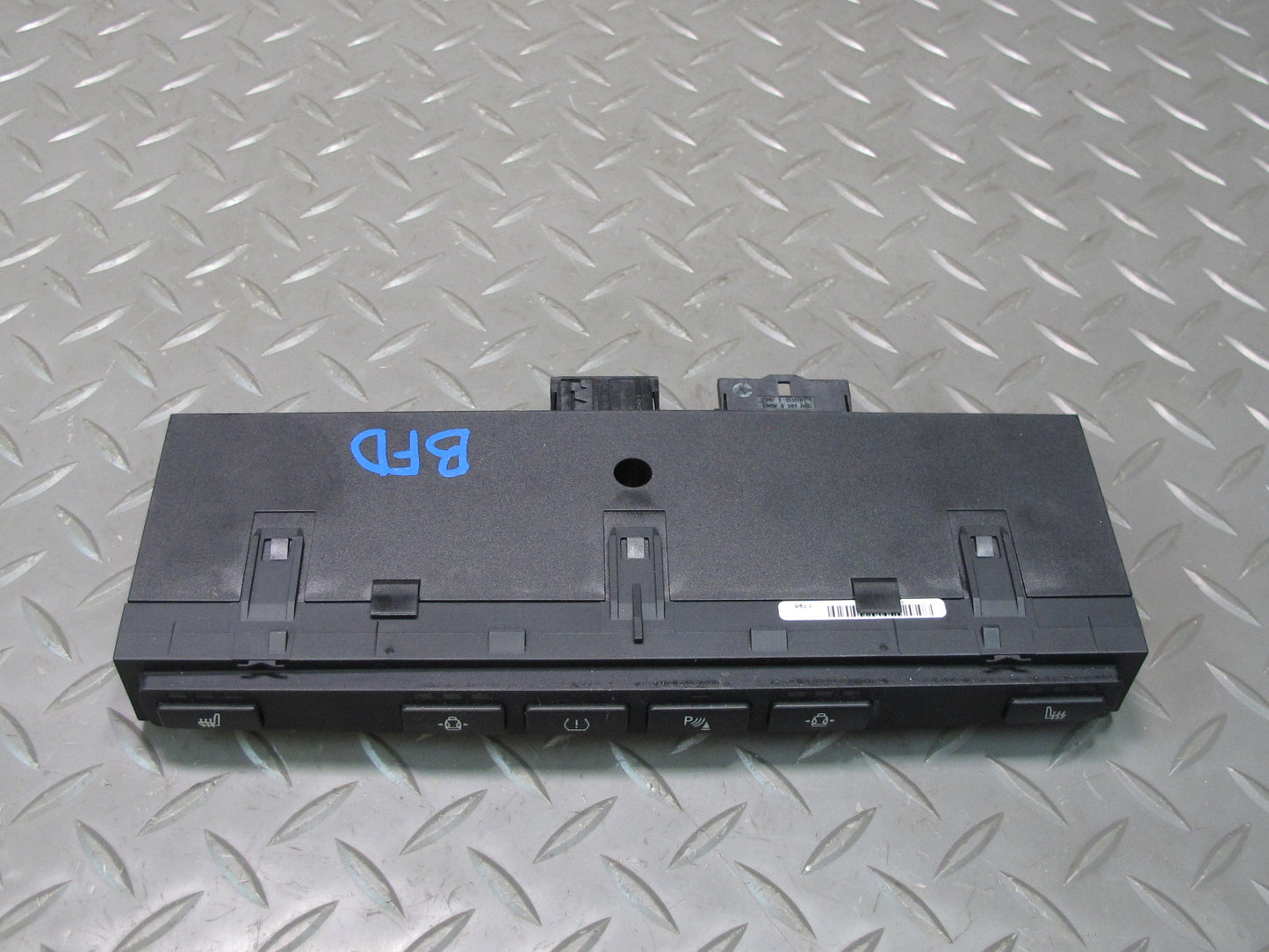 2006-2010 BMW E60 M5 535i Center Console Active Bolster Heated Seat PDC Switch
