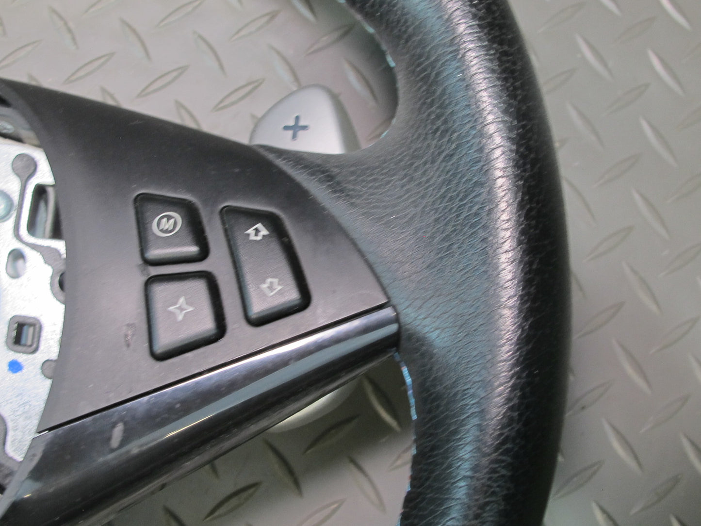 2006-2010 BMW E63 E60 M5 M6 SMG M Sport Leather Steering w Paddles & Controls