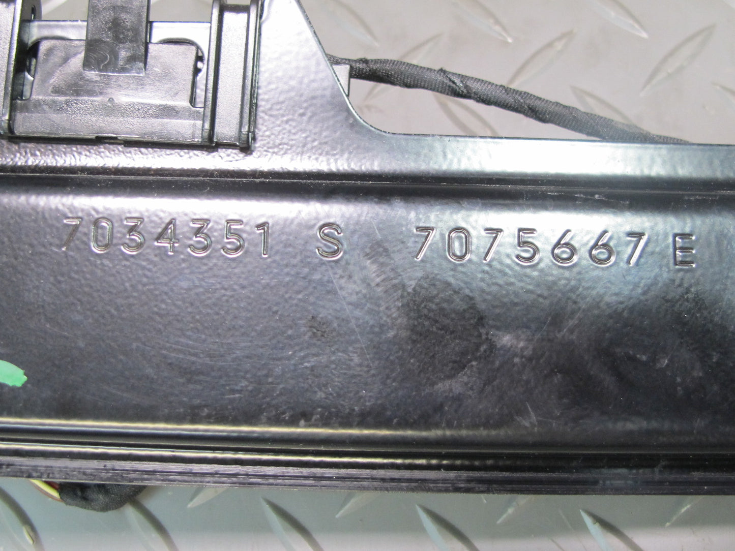 2006-2010 BMW E60 E61 M5 530i Front Left Door Window Regulator w Motor 7075667