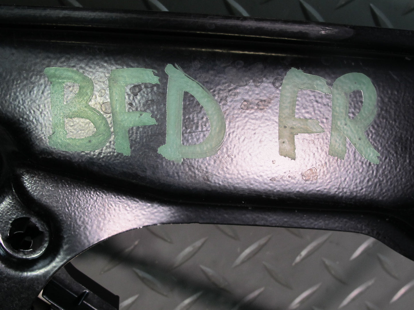 2006-2010 BMW E60 E61 M5 530i Front Right Door Window Regulator w Motor 7075668