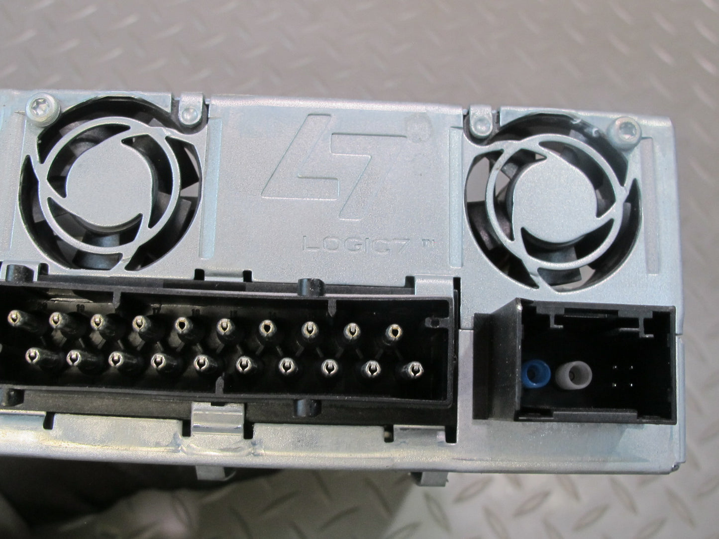 2006-2010 BMW E60 M5 535i TOP Hifi Professional DSP Audio System Amplifier AMP