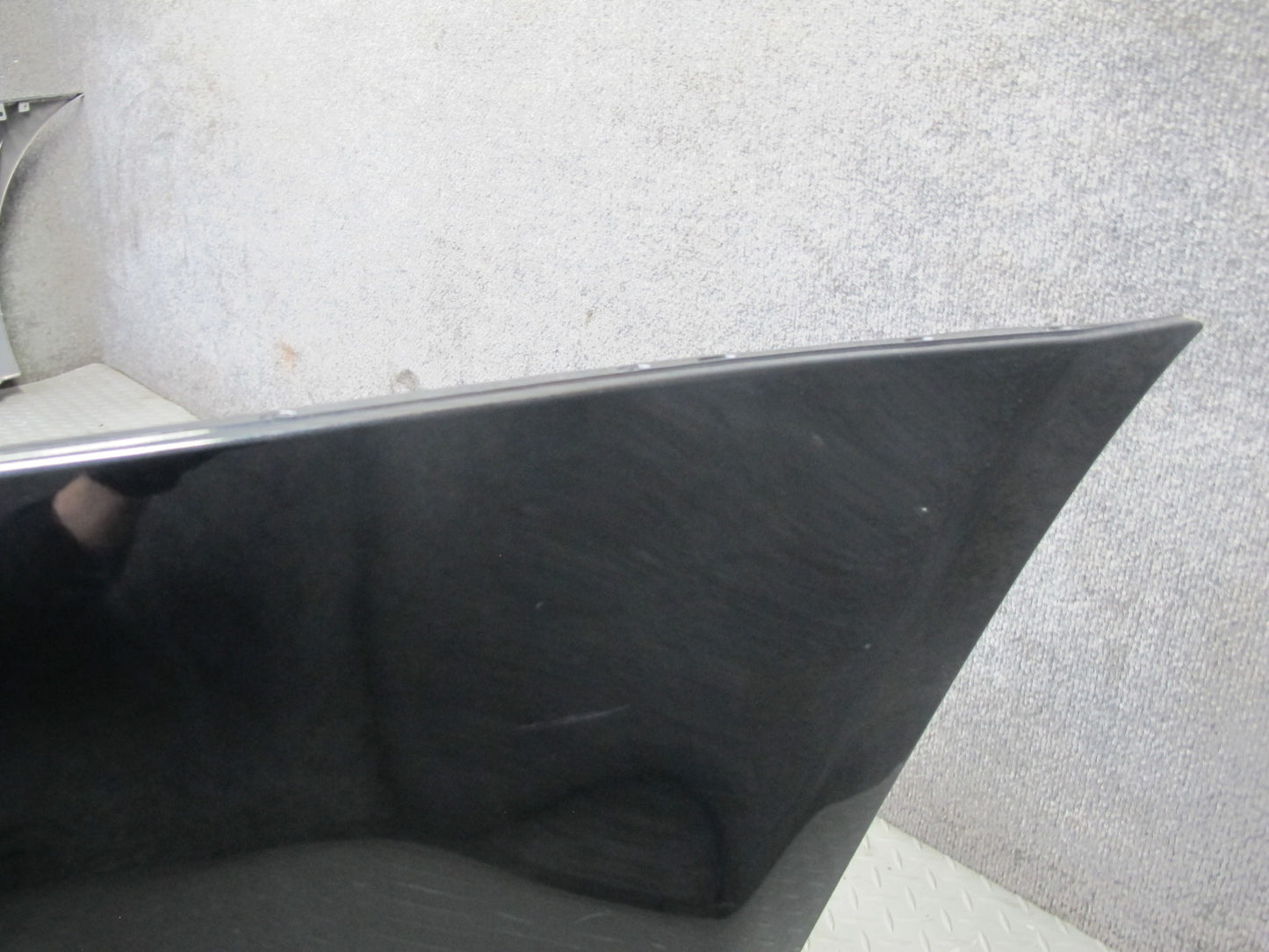 2006-2010 BMW E60 M5 Rear Bumper Cover w PDC Black 7896847