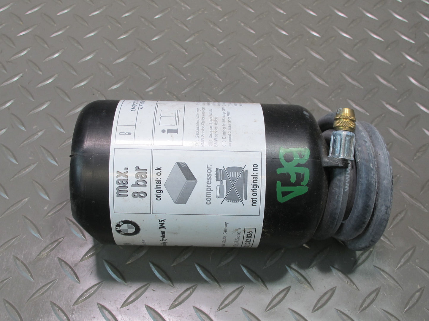 2006-2010 BMW E60 M5 535i Tire Compressor Sealant Bottle Set