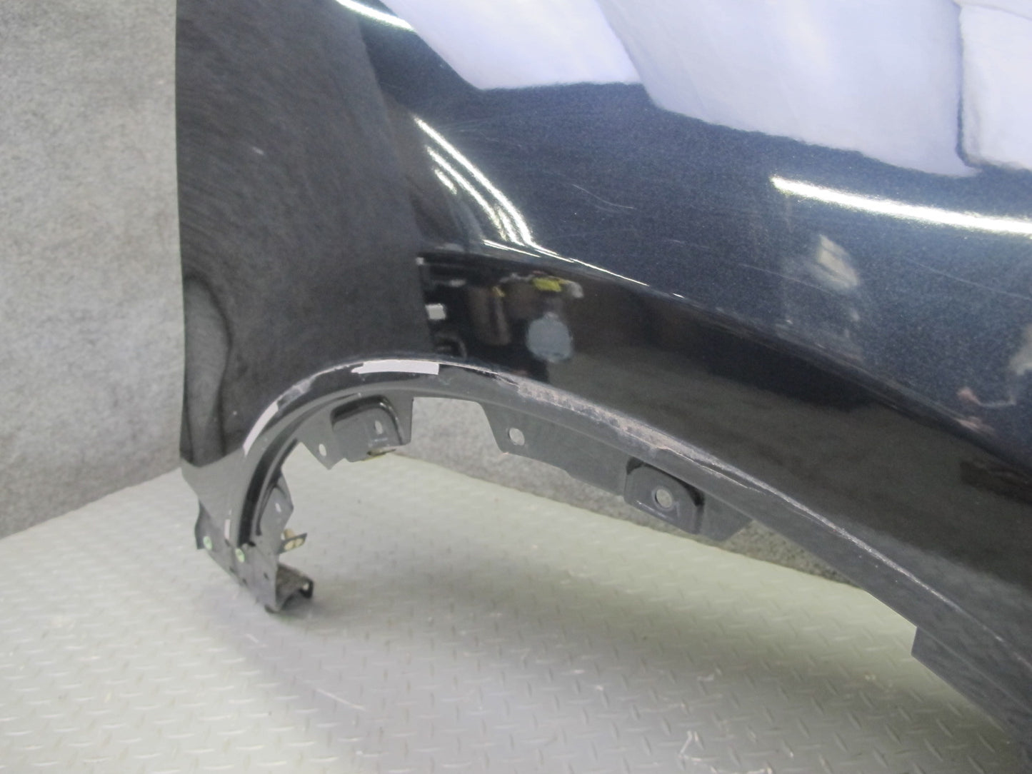 2011-2014 Porsche Cayenne 958 Front Right Pass Side Fender Panel Cover Black