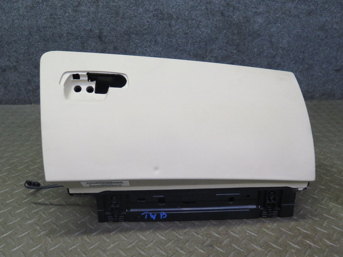 07-13 BMW E93 335i Convertible Dash Glove Box Storage Compartment Creambeige OEM