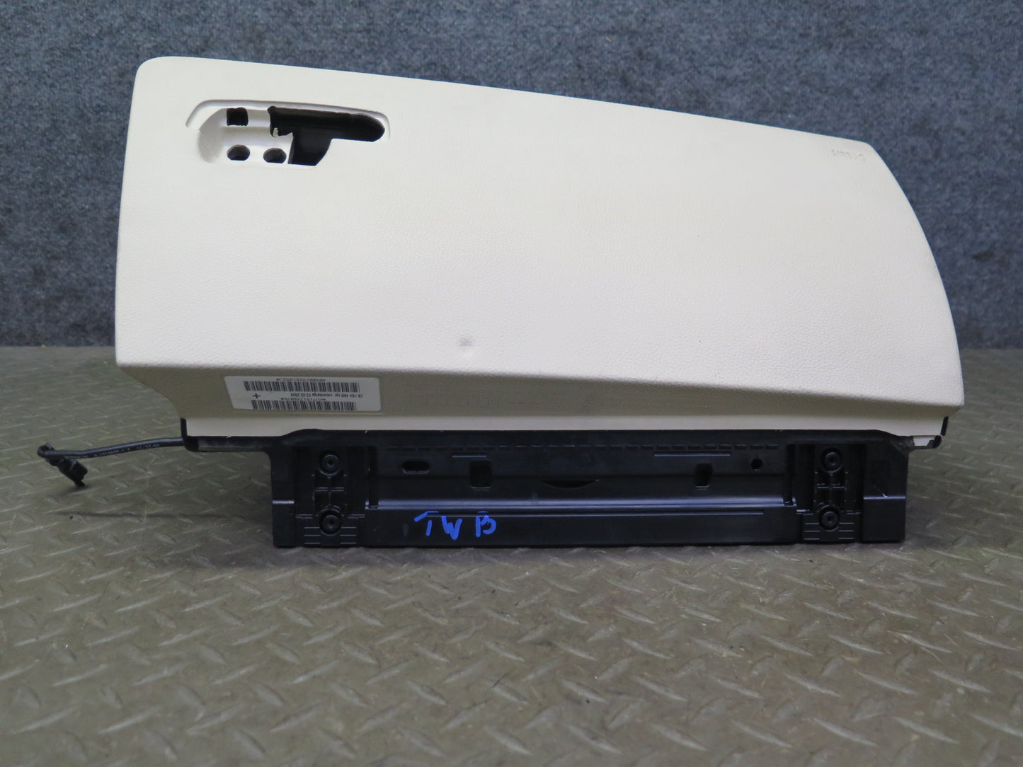 07-13 BMW E93 335i Convertible Dash Glove Box Storage Compartment Creambeige OEM