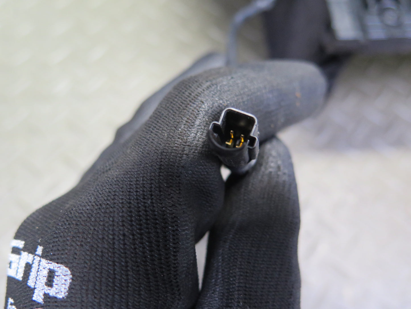 07-13 BMW E93 335i Convertible Dash Glove Box Storage Compartment Creambeige OEM