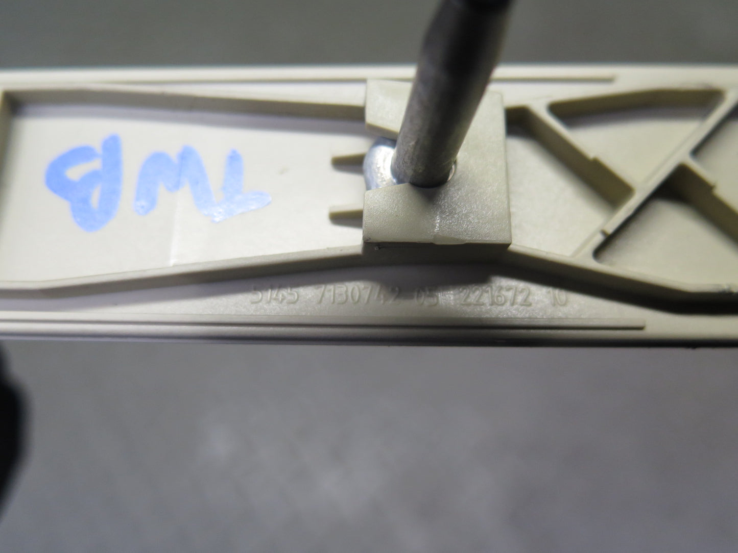 07-13 BMW E92 E93 335i Dash CUP Holder Trim Bezel Cover Panel Creambeige OEM