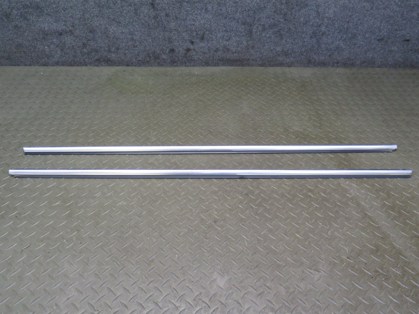 07-13 BMW E92 E93 335i Set of 2 Left & Right Door Chrome Molding Strip OEM