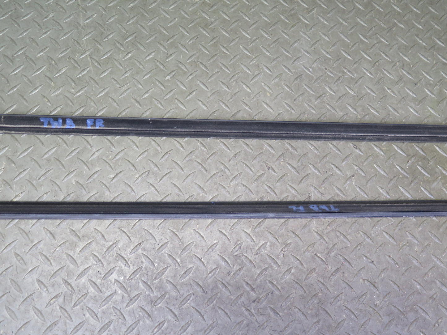 07-13 BMW E92 E93 335i Set of 2 Left & Right Door Chrome Molding Strip OEM