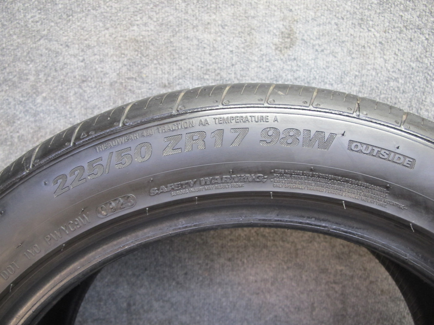 Set of 2 Kumho Ecsta 4X II A/S Tire 225/50 ZR17 98W 0923 4724 8/32 9/32 Tread