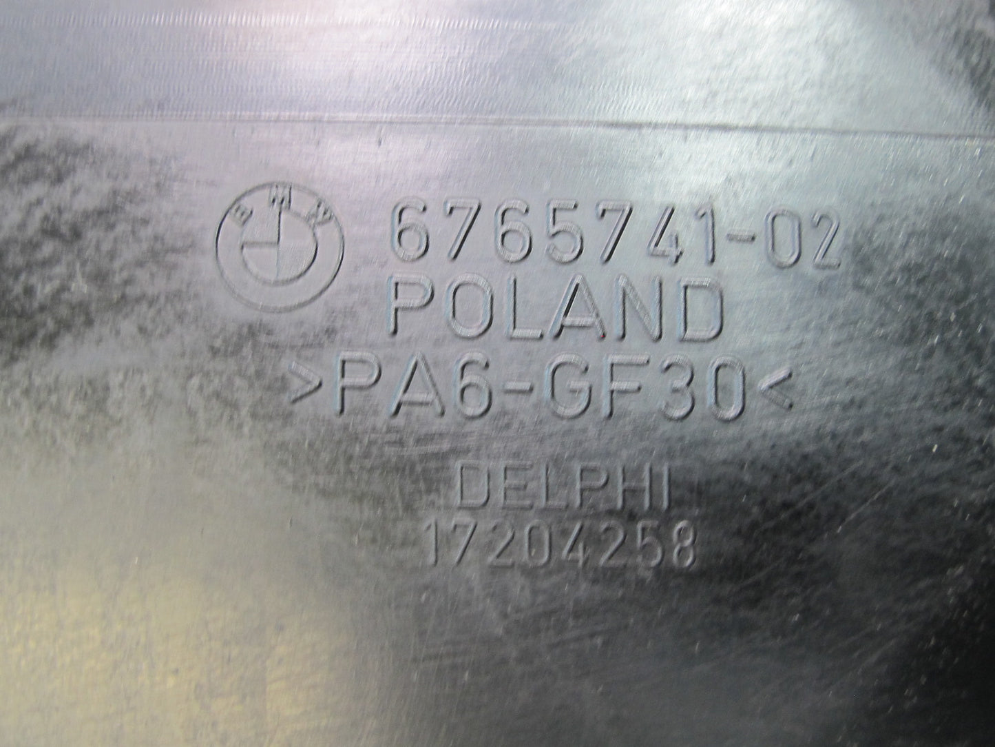 07-13 BMW E90 E92 E93 335i Fuel Evap Vapor Charcoal Canister 6765741 OEM