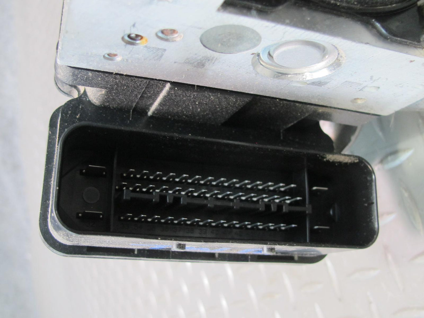 09-10 BMW E90 E92 E93 335i DSC Anti Lock Brake ABS Pump Module 6790146 OEM