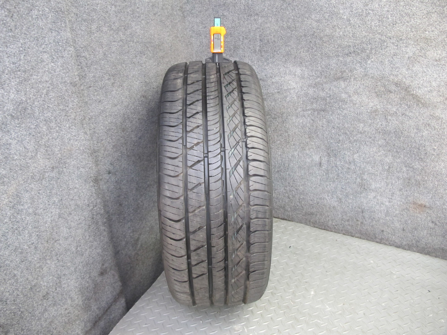 Set of 2 Kumho Ecsta 4X II A/S Tire 225/50 ZR17 98W 0923 4724 8/32 9/32 Tread
