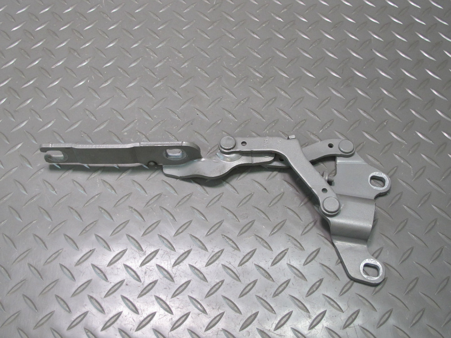 07-13 BMW E90 E92 E93 335i Set of 2 Front Left & Right Hood Bonnet Hinge OEM