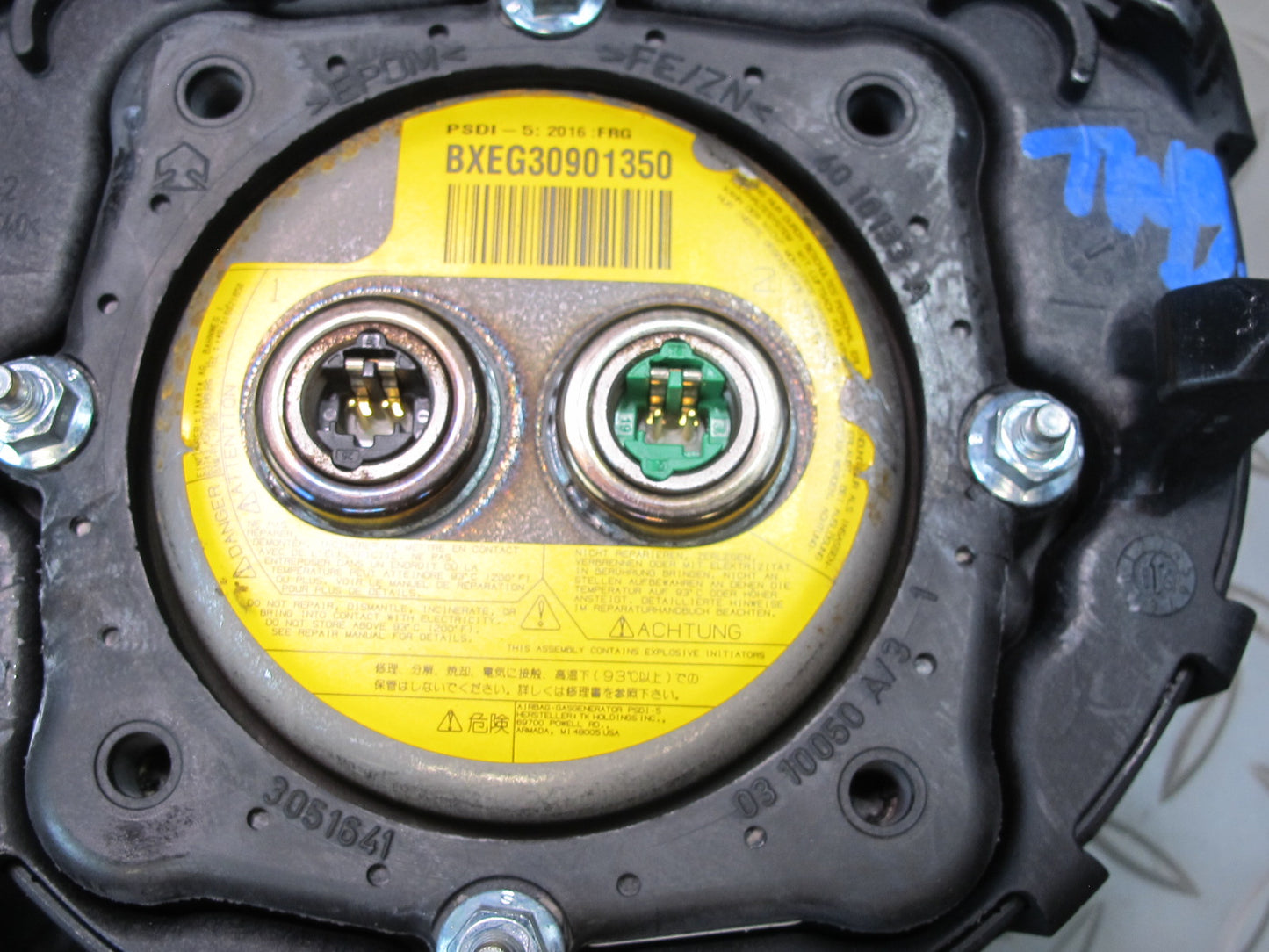 07-10 BMW E90 E91 E92 E93 FRONT LEFT DRIVER SIDE SPORT STEERING WHEEL SRS AIRBAG 3051642 OEM