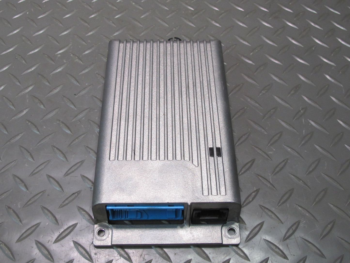 2009 BMW E90 E92 E93 335i Bluetooth Communication Control Module 9200822 OEM