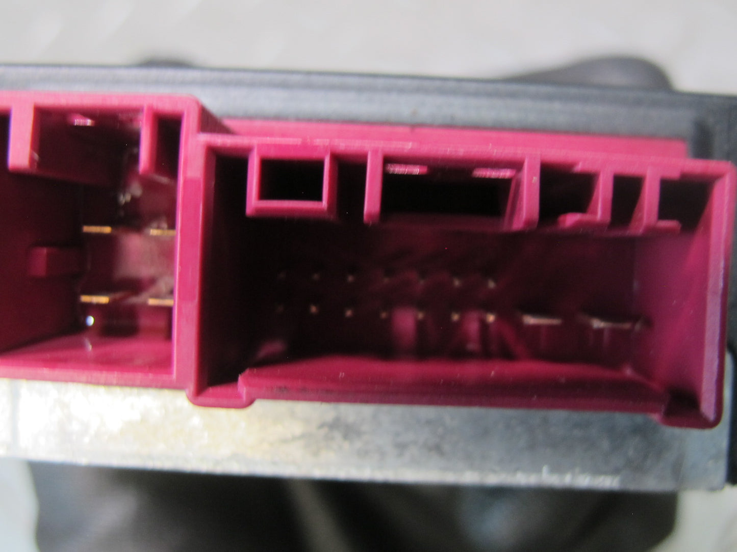 2009 BMW E90 E92 E93 335i Fuel Pump Control Module 7218339 OEM