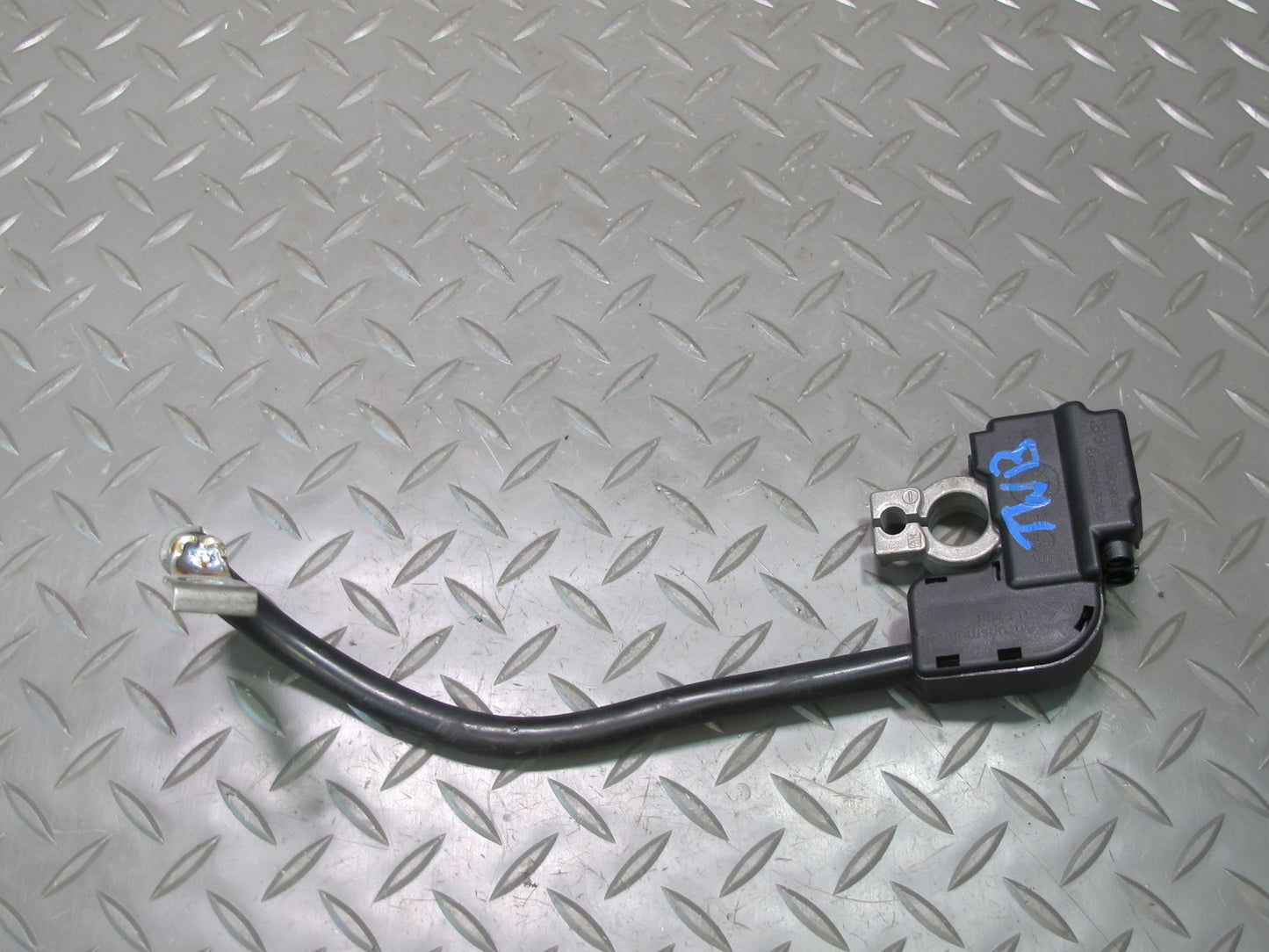 08-10 BMW E90 E92 E93 335i Rear Trunk Negative IBS Battery Cable 9184207 OEM