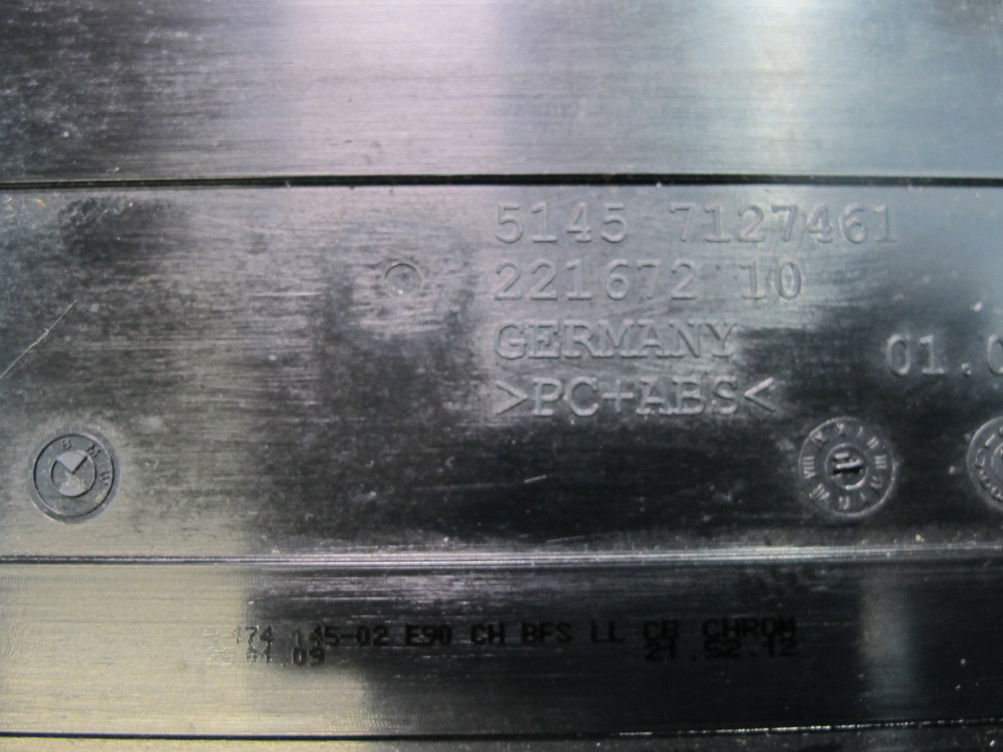 07-13 BMW E92 E93 335i Dash Front Right CUP Holder Creambeige 7127461 OEM