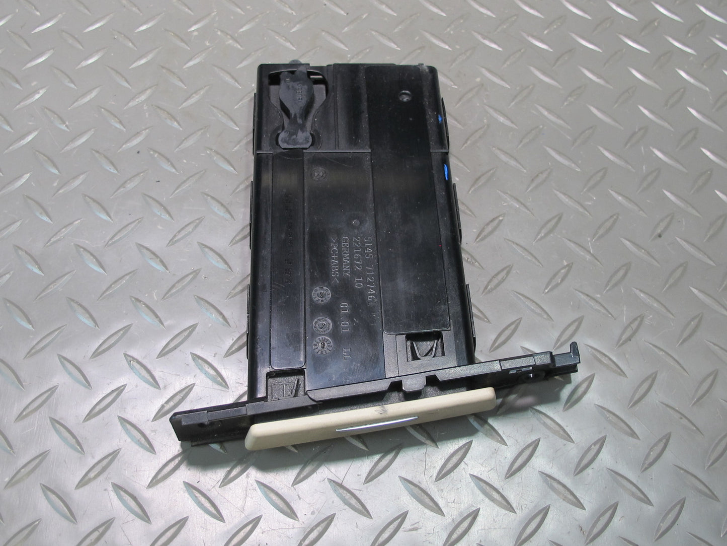 07-13 BMW E92 E93 335i Dash Front Right CUP Holder Creambeige 7127461 OEM