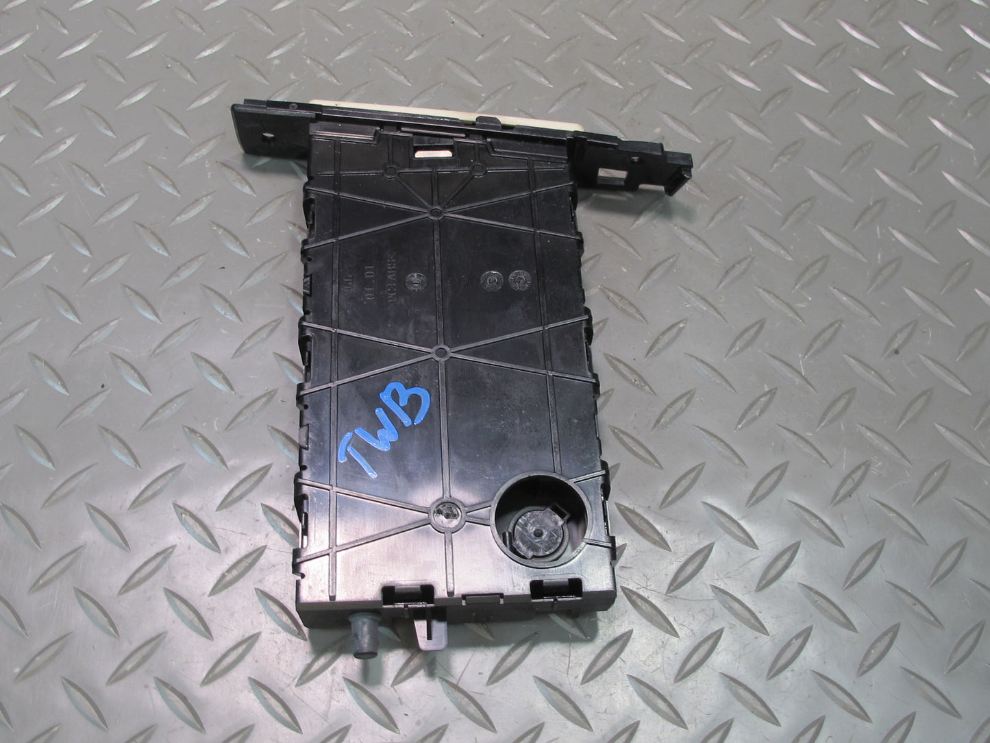 07-13 BMW E92 E93 335i Dash Front Right CUP Holder Creambeige 7127461 OEM