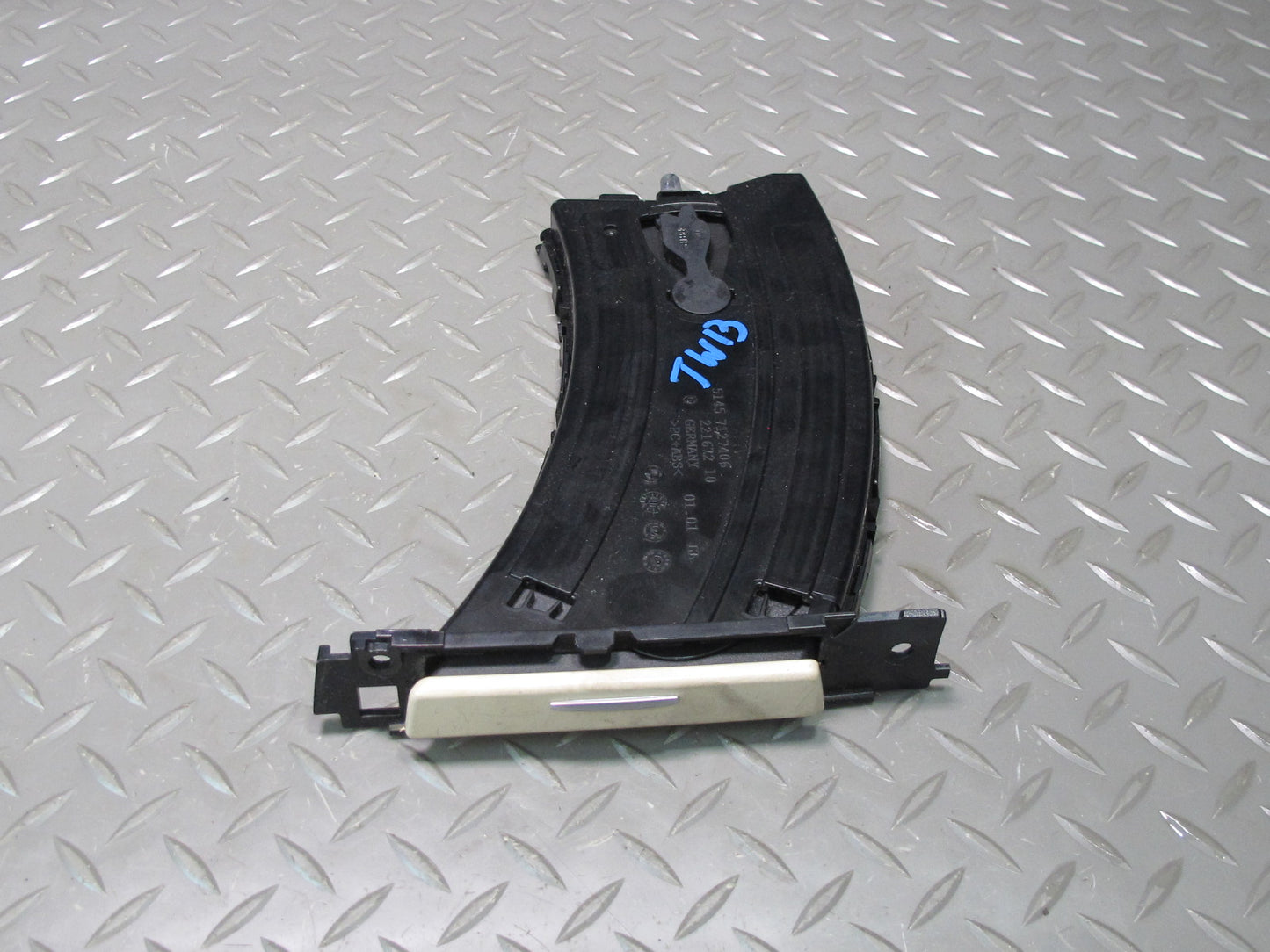 07-13 BMW E90 E92 E93 335i Dash Front Left CUP Holder 7127406 OEM