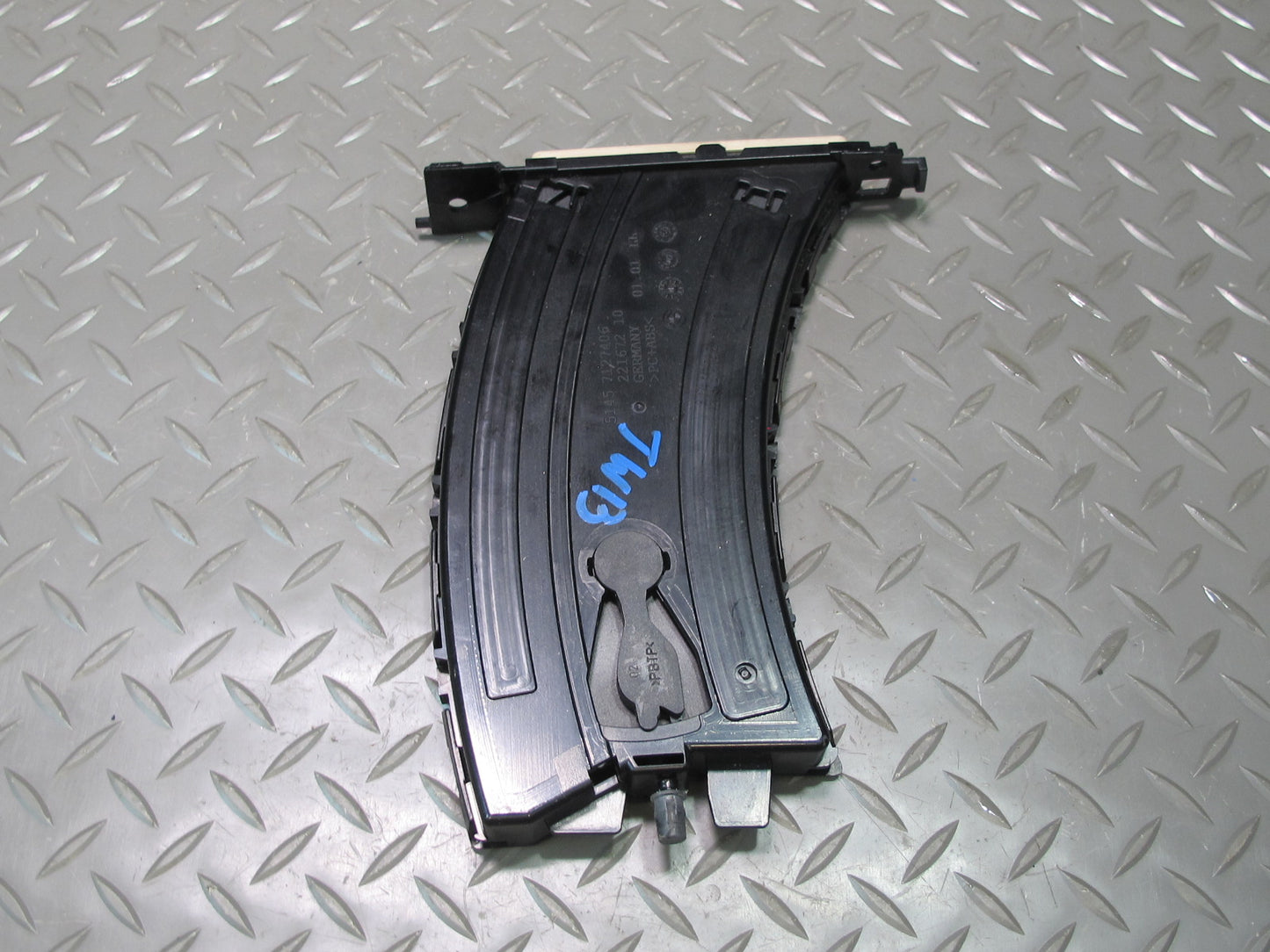 07-13 BMW E90 E92 E93 335i Dash Front Left CUP Holder 7127406 OEM