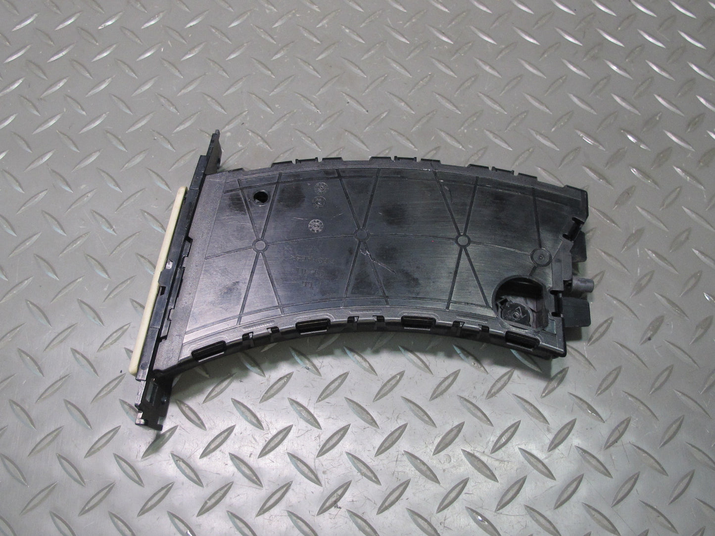 07-13 BMW E90 E92 E93 335i Dash Front Left CUP Holder 7127406 OEM