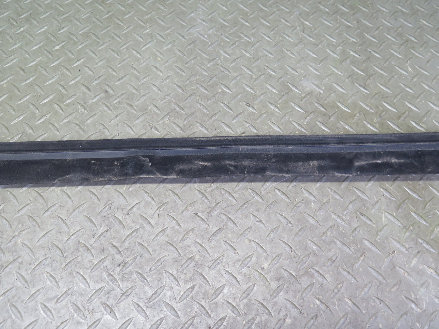 07-13 BMW E93 335i Convert Rear Left Right Quarter Window Chrome Molding Set OEM
