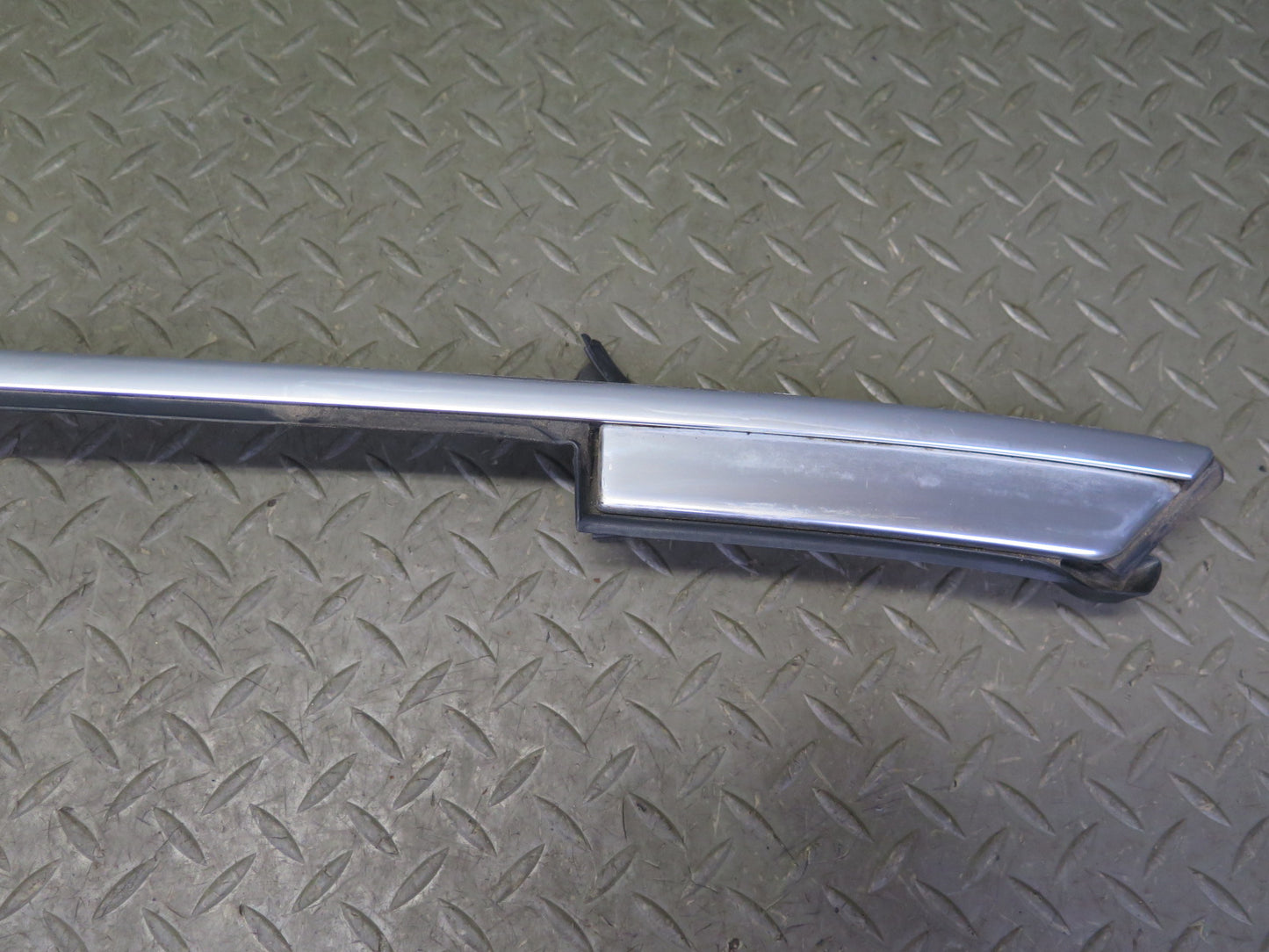 07-13 BMW E93 335i Convert Rear Left Right Quarter Window Chrome Molding Set OEM