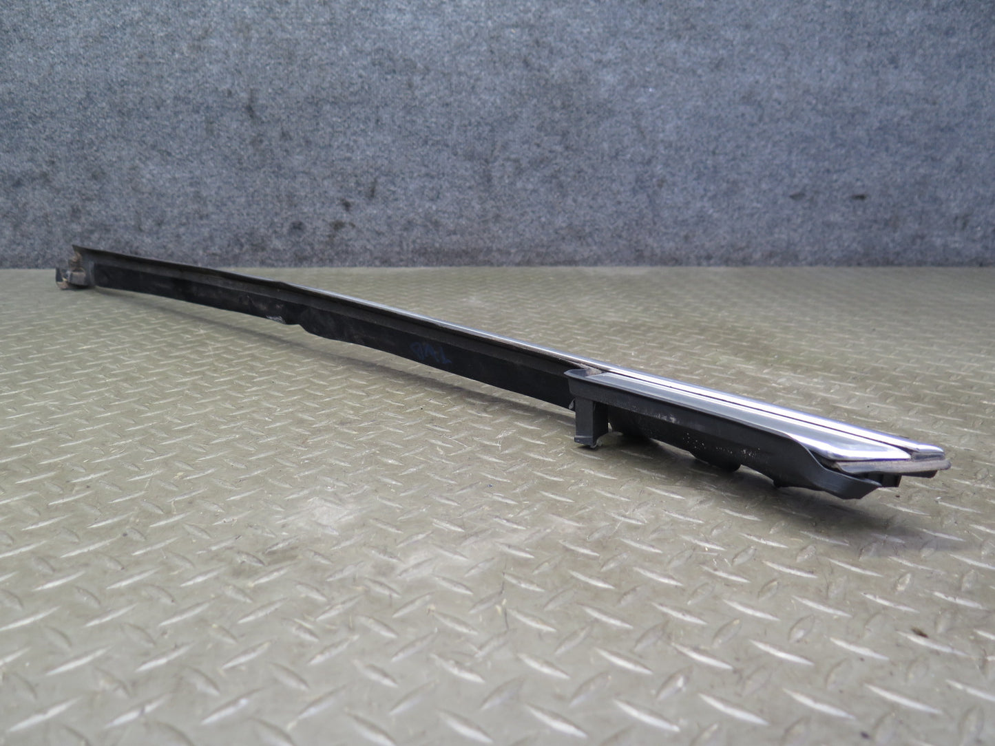07-13 BMW E93 335i Convert Rear Left Right Quarter Window Chrome Molding Set OEM