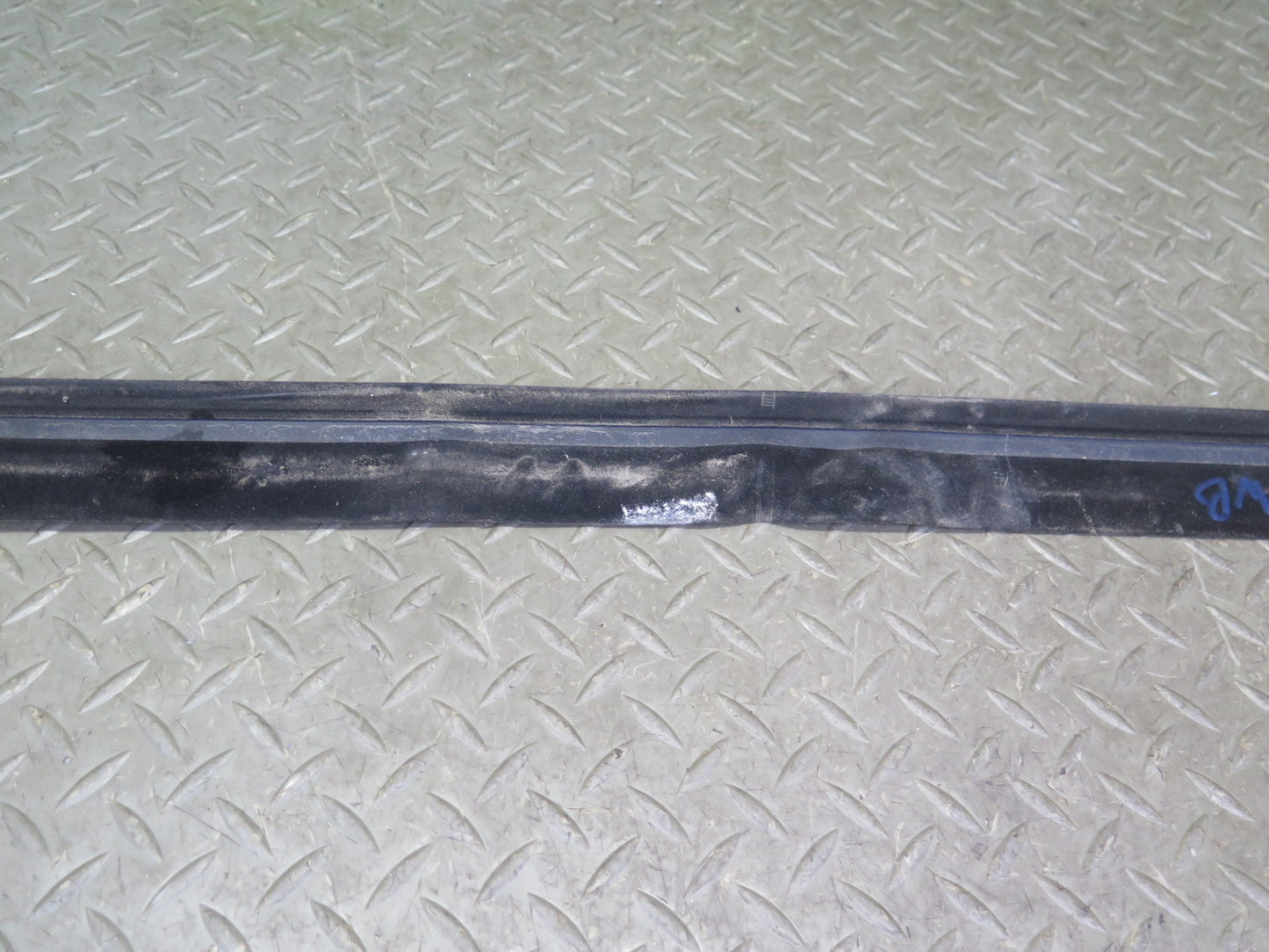 07-13 BMW E93 335i Convert Rear Left Right Quarter Window Chrome Molding Set OEM