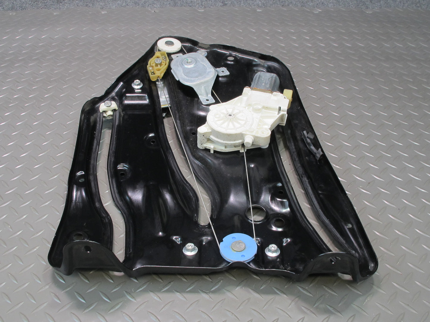 07-13 BMW E93 335i Convertible Rear Right Quarter Window Regulator w Motor OEM