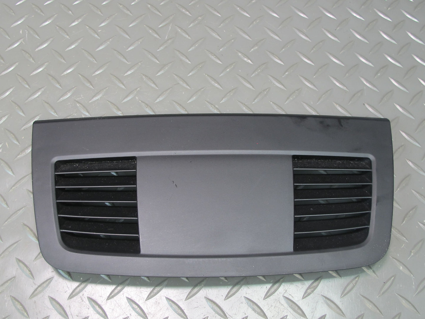 07-13 BMW E90 E92 E93 335i Dash Front Center Grille Trim Cover Panel 7130751 OEM