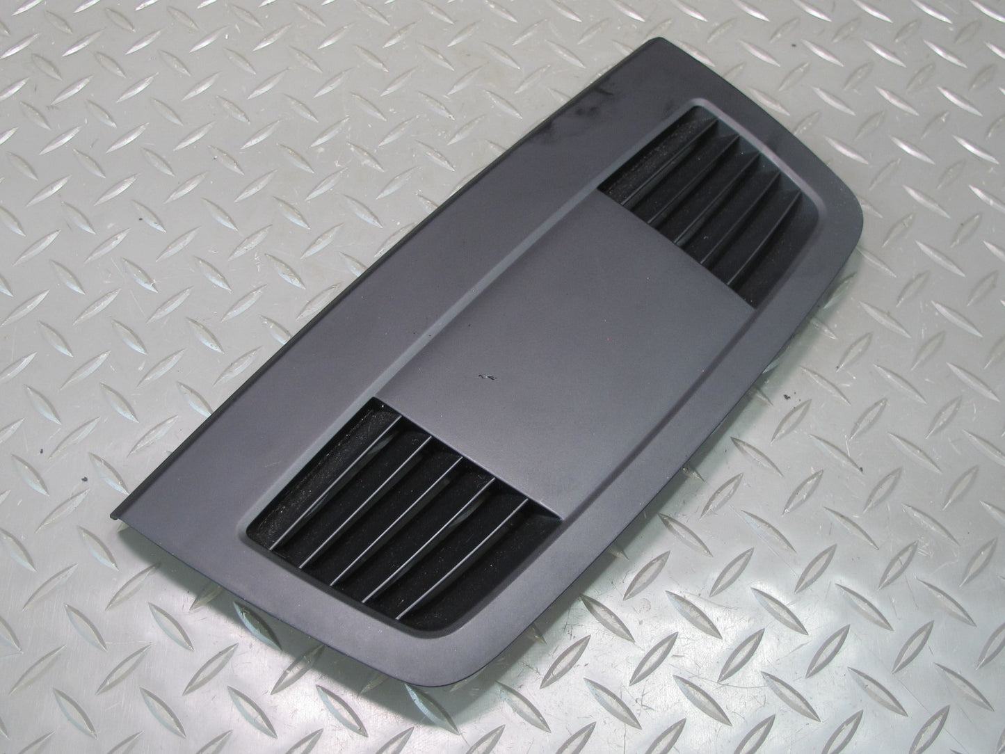 07-13 BMW E90 E92 E93 335i Dash Front Center Grille Trim Cover Panel 7130751 OEM