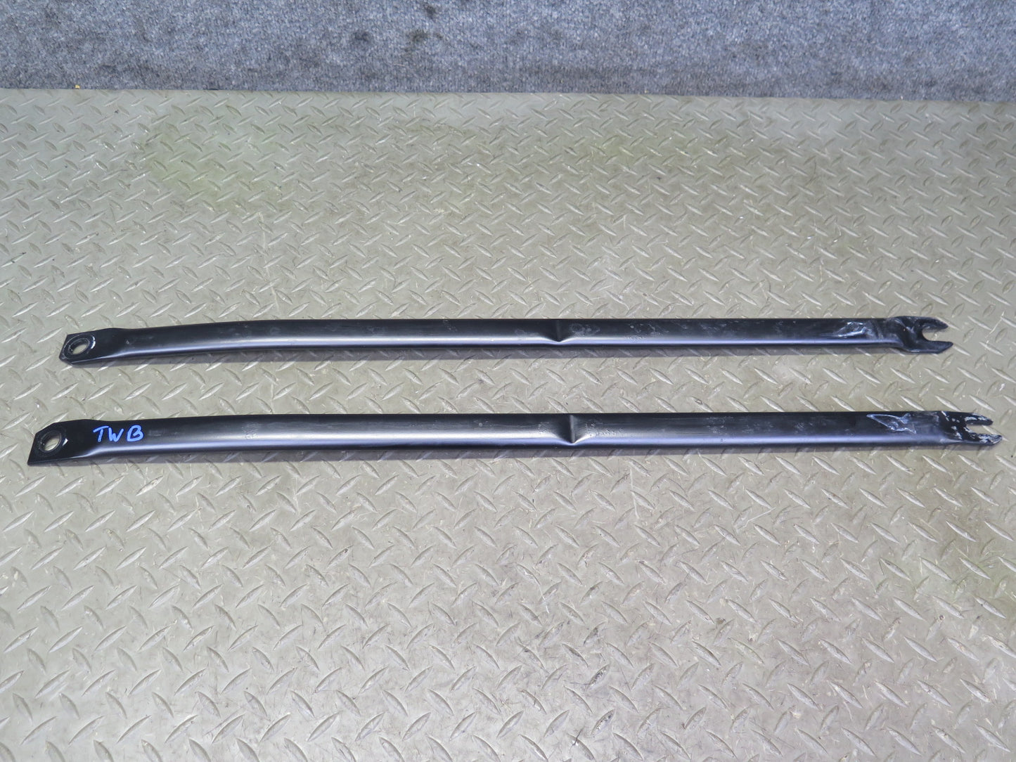 07-13 BMW E90 E92 E93 335i Set of 2 Front Strut Tower Brace Rod Support OEM
